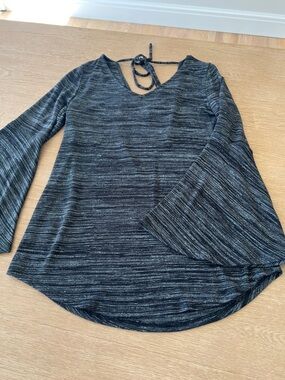 Loft Gray Marled Bell Sleeve Knit Top